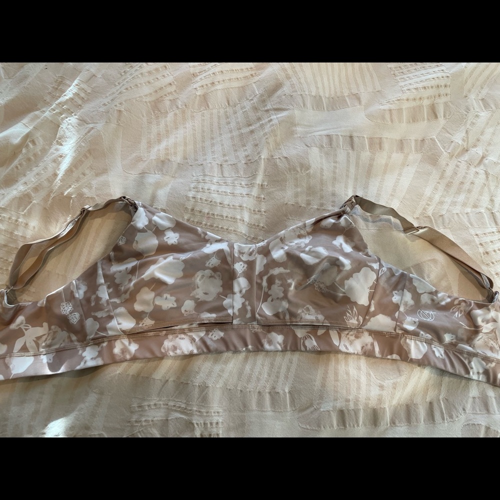 Ollie Gray Nursing Bra: Size M, Beige Floral